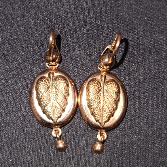 Leaves gold vintage russian earrings - Picture 5 of 16